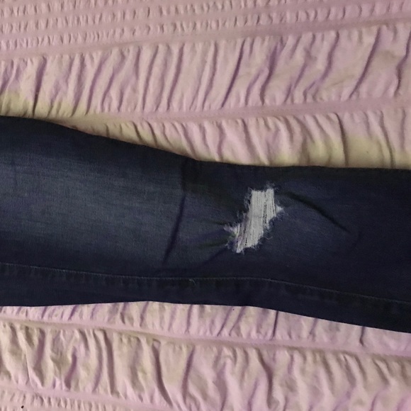 High Rise Hollister Jeans - Picture 3 of 3
